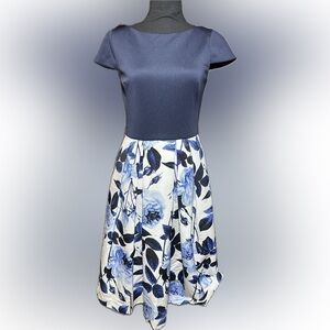 Eliza J Floral Midi Dress Blue Small